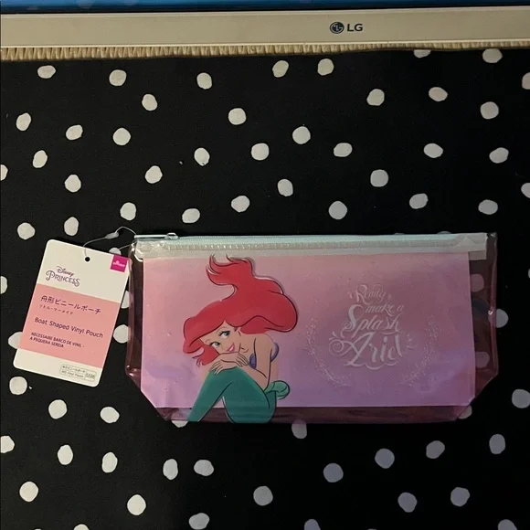Little Mermaid Ariel Vinyl Pouch - Picture 1 of 3